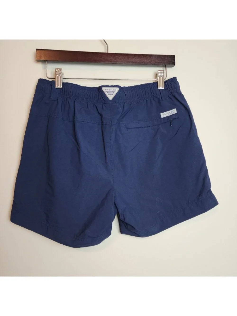 Columbia PFG Navy Blue Nylon Fishing Shorts Sz Small Mesh Lining Pockets